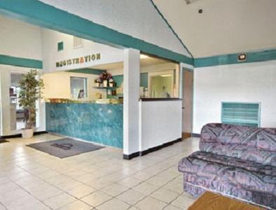 Americas Best Value Inn Conroe Interior photo